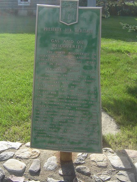 File:OilAndGasPlaque.jpg