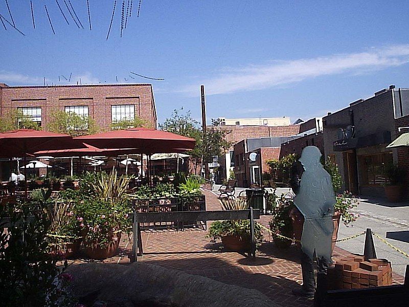 File:Old Town Pasadena.jpg