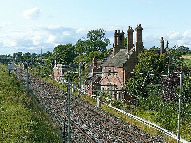 File:Sandon Railway Station.jpg