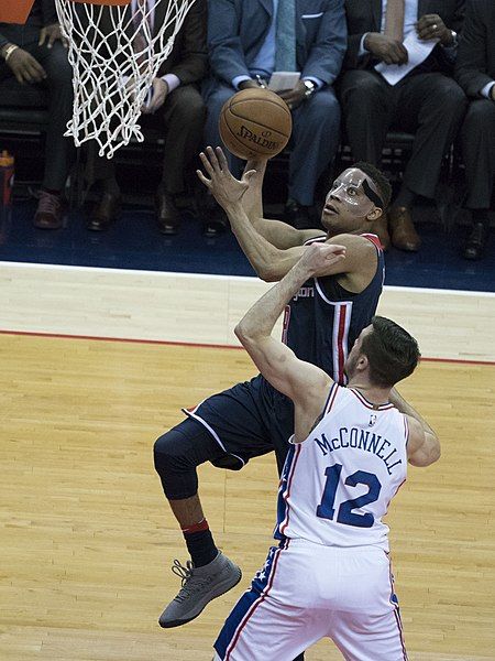 File:Tim Frazier (2018).jpg