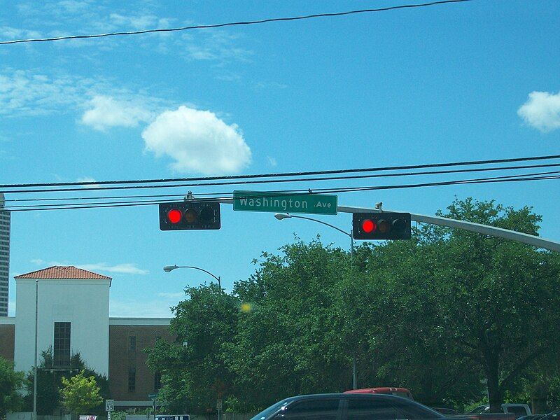 File:Washington Avenue (Houston.JPG