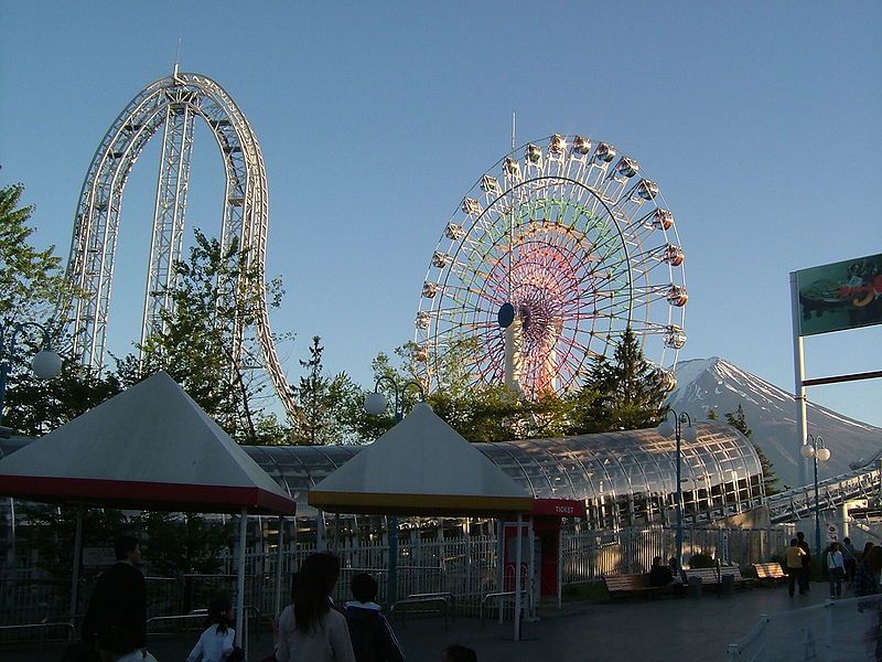 File:Dodonpa rollercoaster 2005-05.JPG