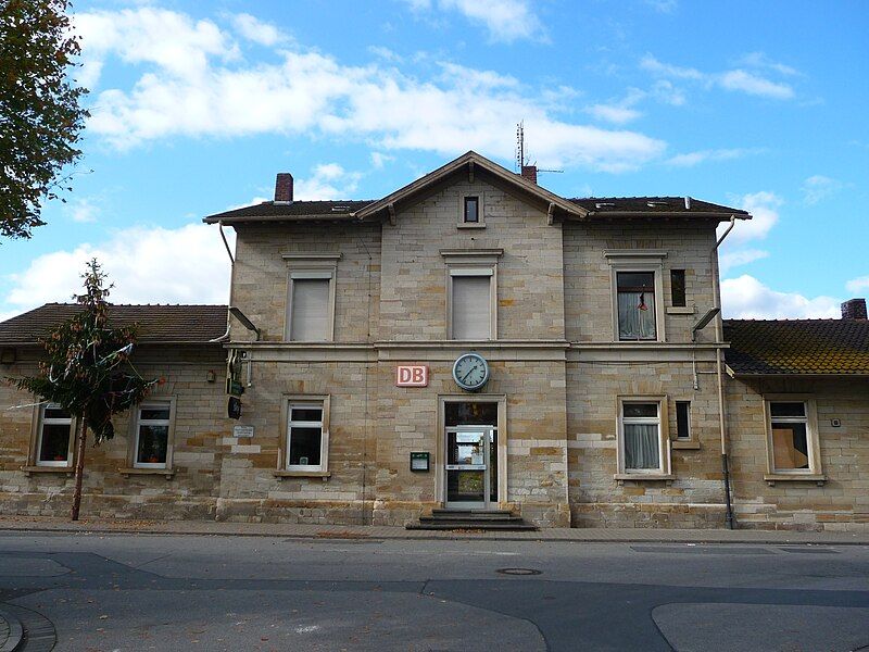 File:Goddelau Bahnhof.JPG