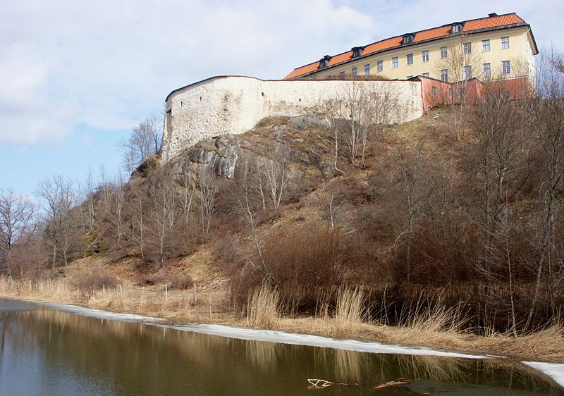 File:Hörningsholms slott 2011y.jpg