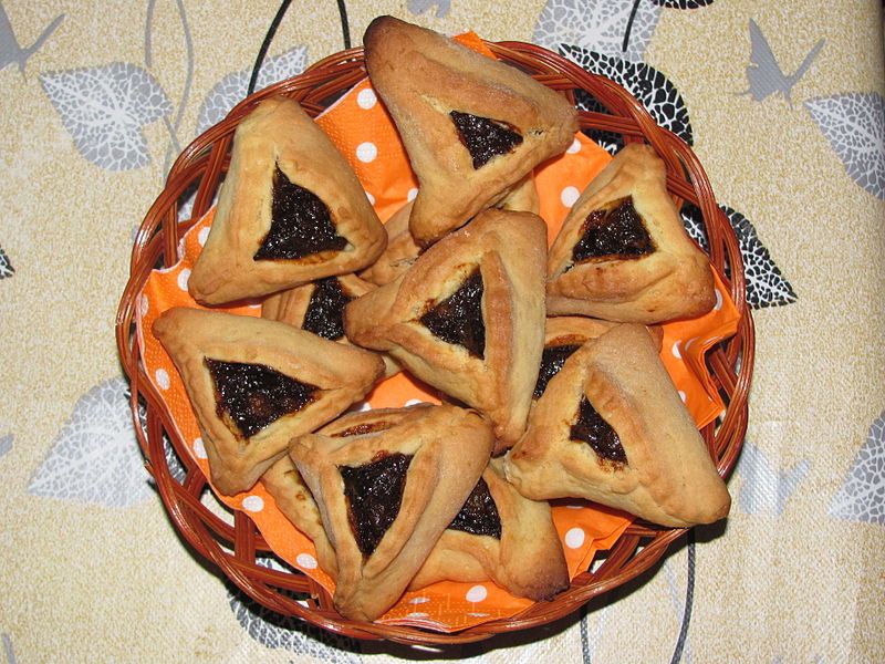 File:Homemade hamantaschen2.jpg