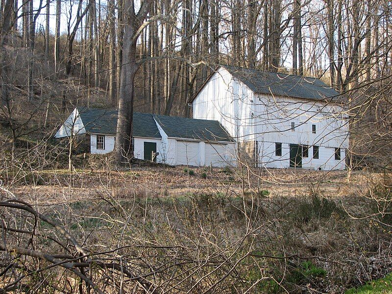 File:John Carney Barn.JPG