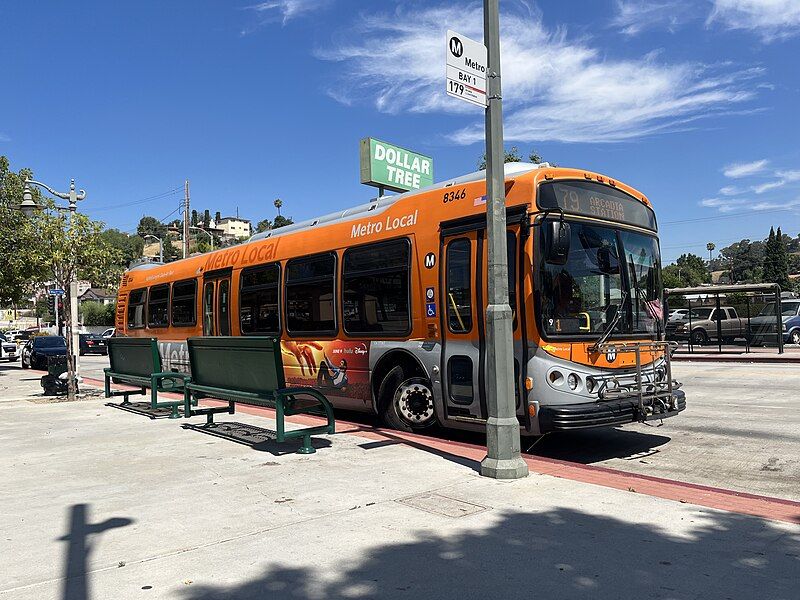 File:LACMTA 8346.jpg