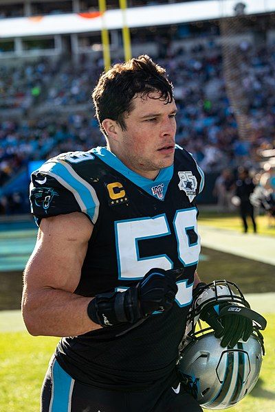 File:Luke Kuechly.jpg