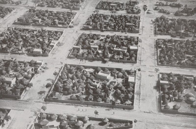 File:Mittelholzer-ouagadougou.jpg