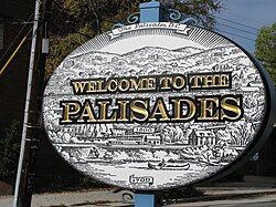 Palisades sign (2011)