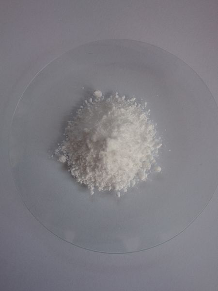 File:Pentaerythritol tetranitrate 01.jpg