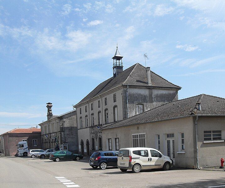 File:Saint-Ouen-lès-Parey, Mairie.jpg