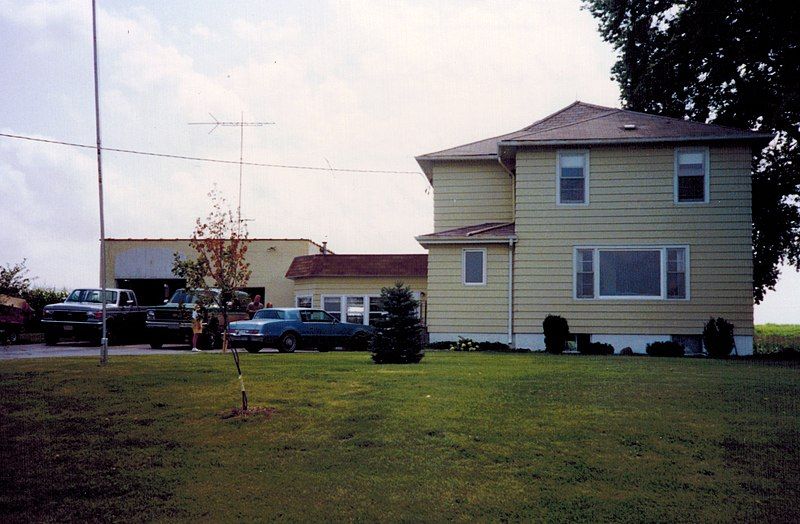 File:School House today.jpg