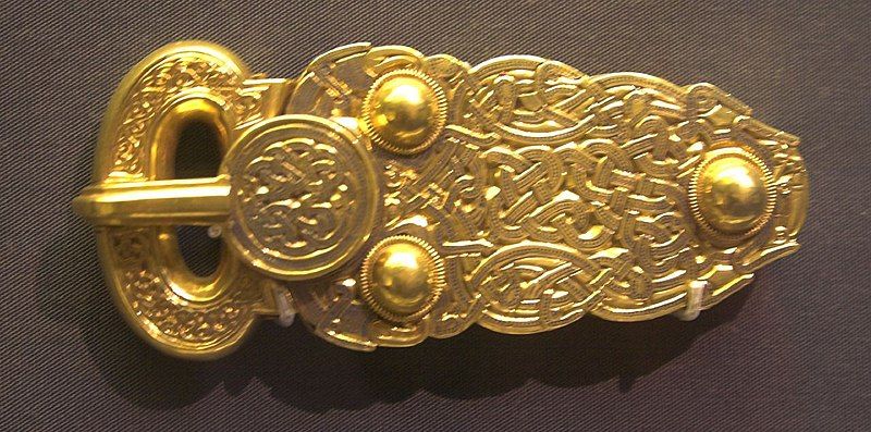 File:Sutton.Hoo.Belt.Buckle.RobRoy.jpg