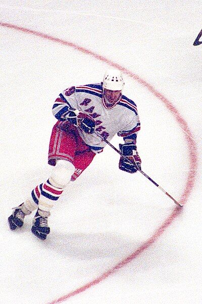 File:Wayne Gretzky 1997.jpg