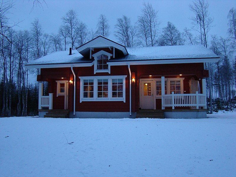 File:Chalet in Ranua.JPG