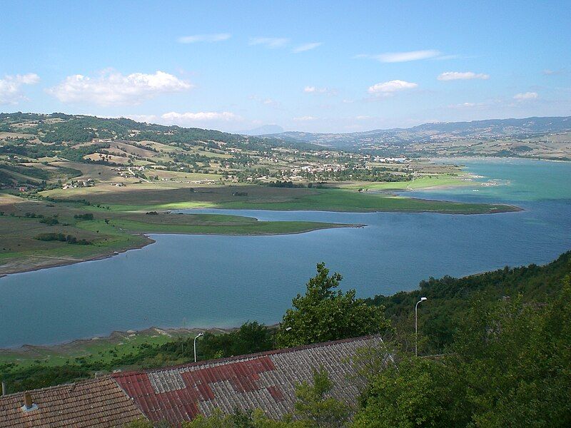 File:Conza lake.jpg