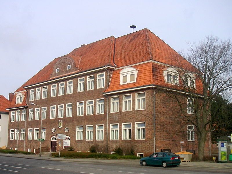 File:Cuxhaven Ritzebütteler Schule.JPG