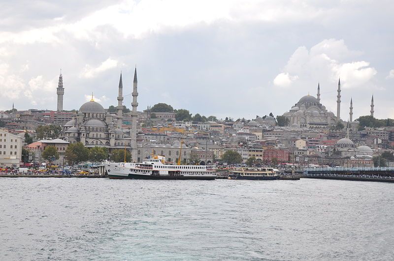 File:Eminönü (8394894494).jpg