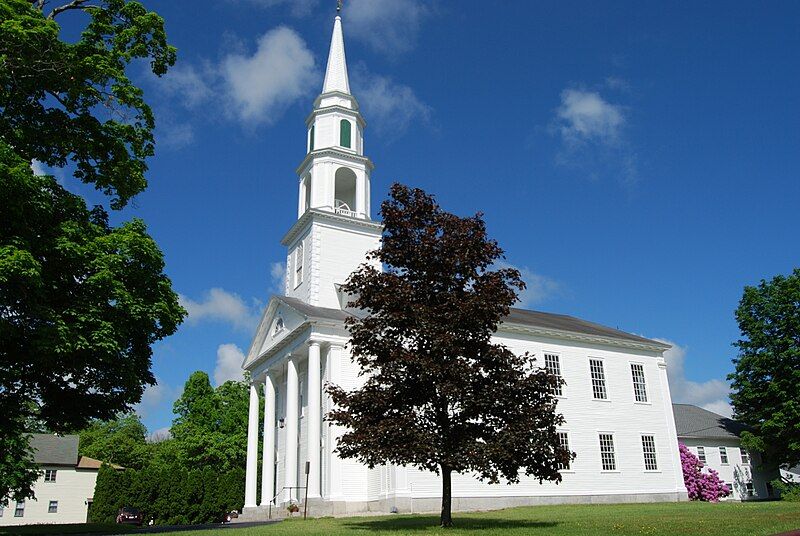 File:First Church Mendon.JPG