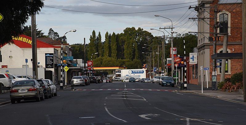 File:Green Island, Dunedin.jpg