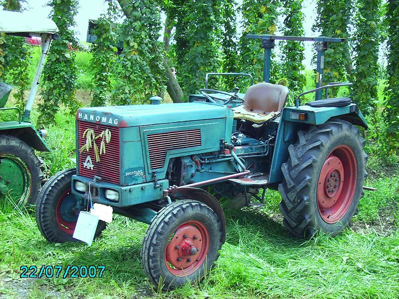 File:Hanomag perfekt400e.jpg