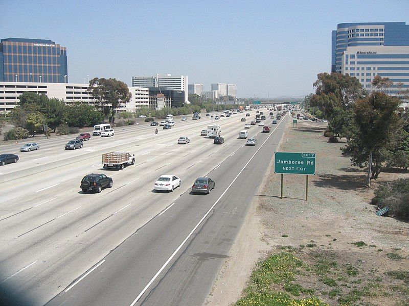 File:I-405-macarthur.jpg