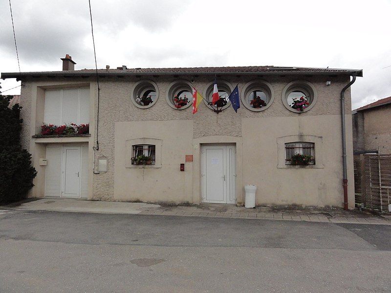 File:Mangonville (M-et-M) mairie.jpg