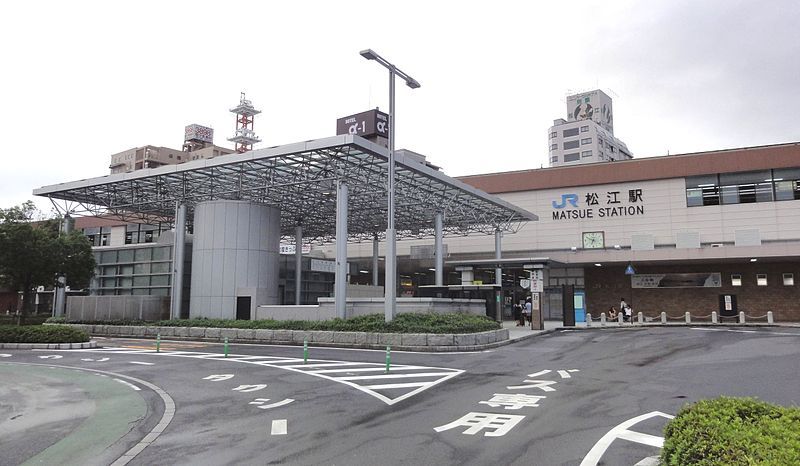 File:Matsue Station-North-20110730.jpg