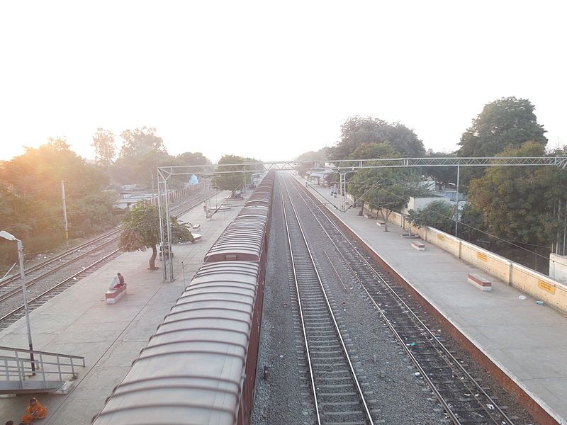 File:Panki station.JPG