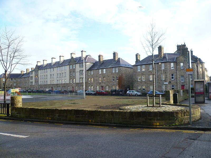 File:Piershill, Edinburgh.jpg