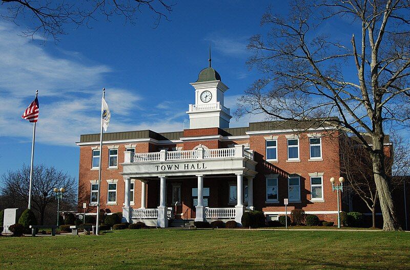 File:Randolph Town Hall.JPG