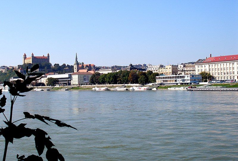 File:Slovakia Bratislava 954.jpg