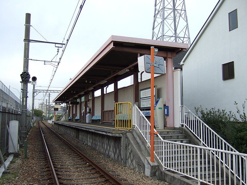 File:Suzaki stn. (1).JPG