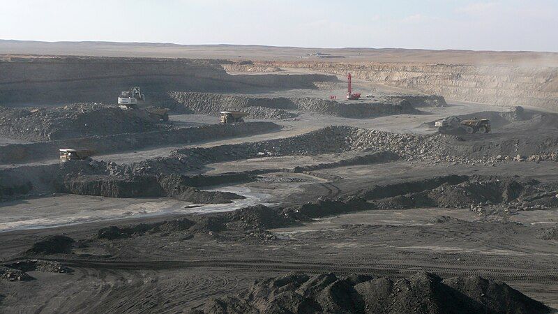 File:Tavan Tolgoi 44.JPG