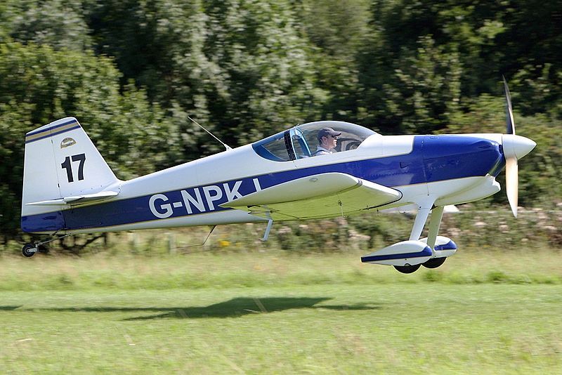 File:Van's RV-6 AN1857161.jpg