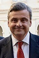 Calenda 2022 (cropped).jpg