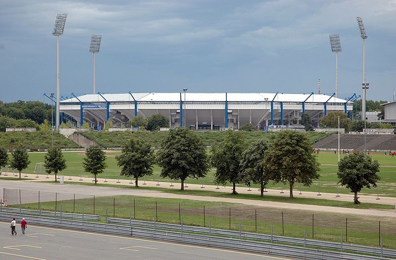 File:Frankenstadion.jpg