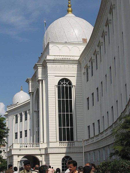 File:Hyderabadmuseum.jpg