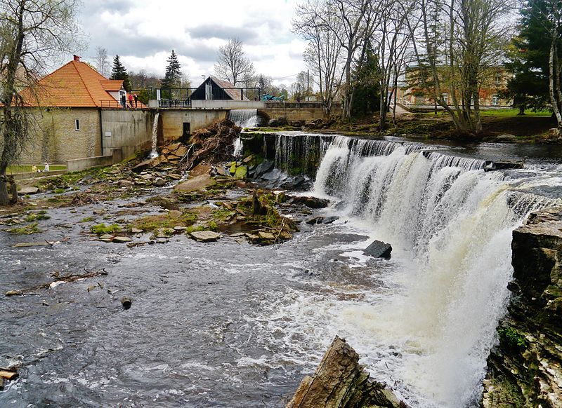 File:Keila-Joa Wasserfall 02.JPG