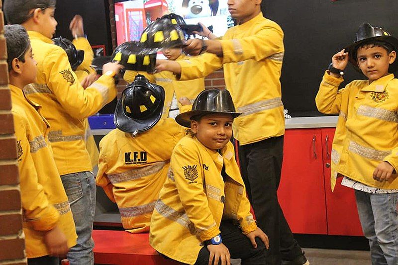 File:Kidzania Noida.jpg