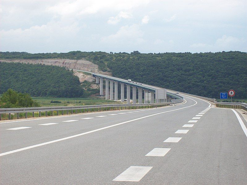 File:Mirna bridge.jpg