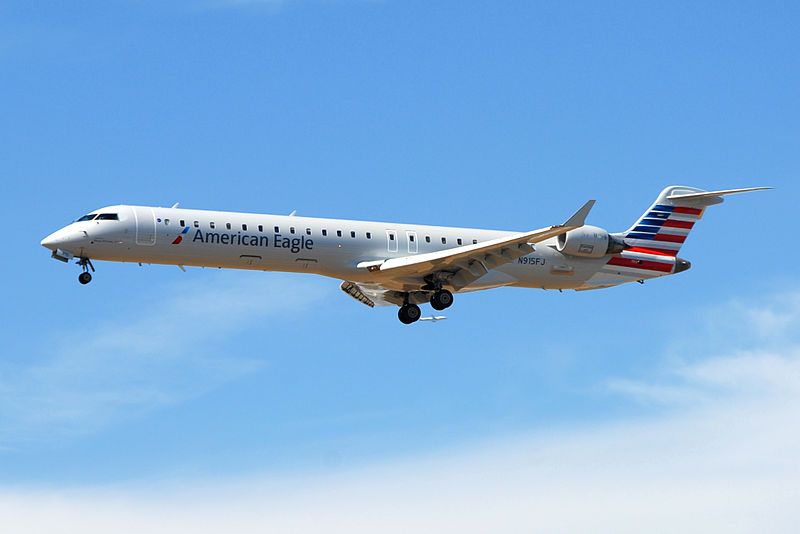 File:N915FJ@LAX 30APR15 (18018816519).jpg