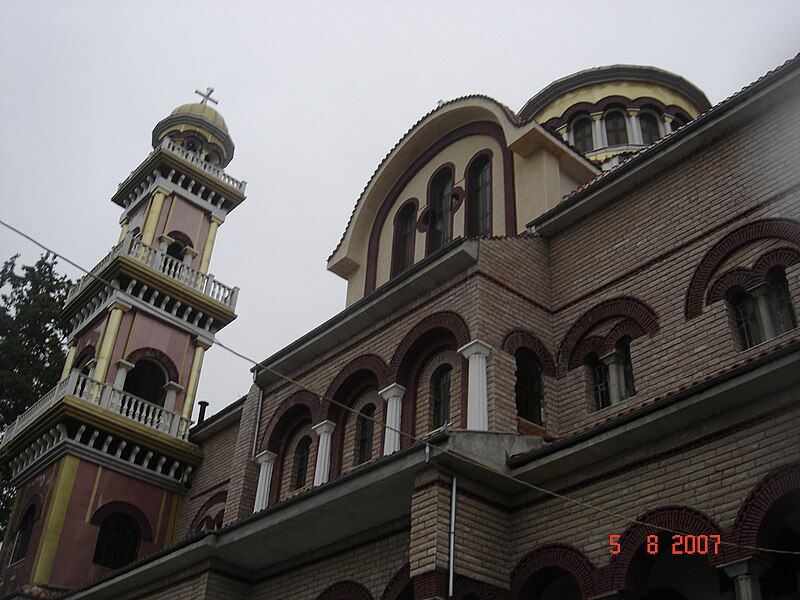 File:Peristassi church.jpg