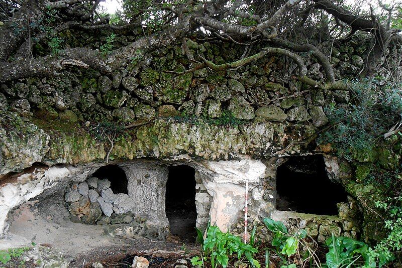 File:Sacudiacremadahypogeum.JPG