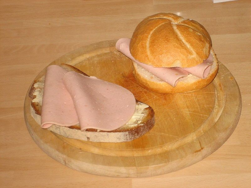 File:Sandwich wurstbrot-wurstbroetchen 2871.JPG