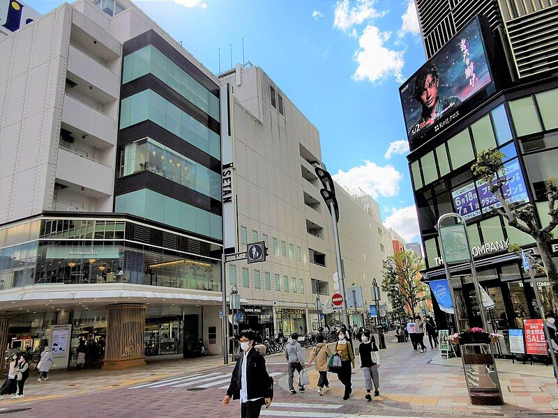 File:Shichikencho Street（3）.jpg