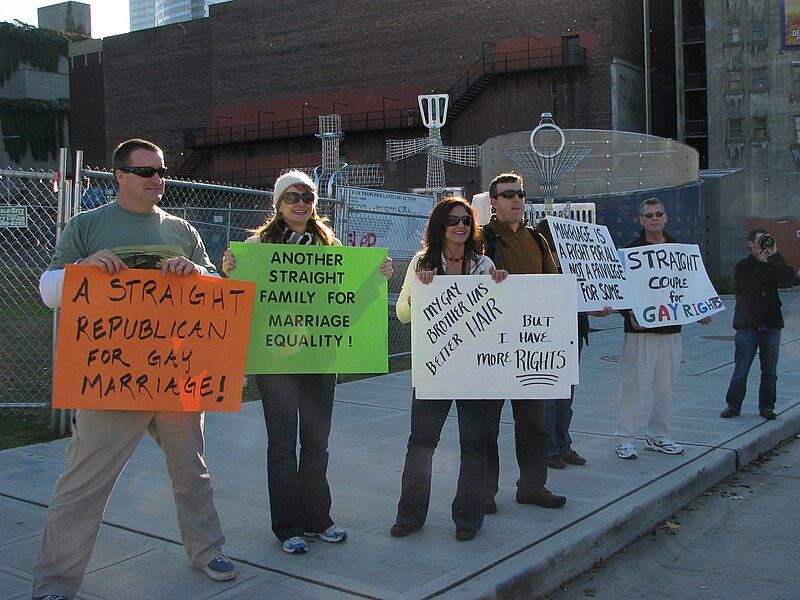 File:Straight Allies protesting.jpg