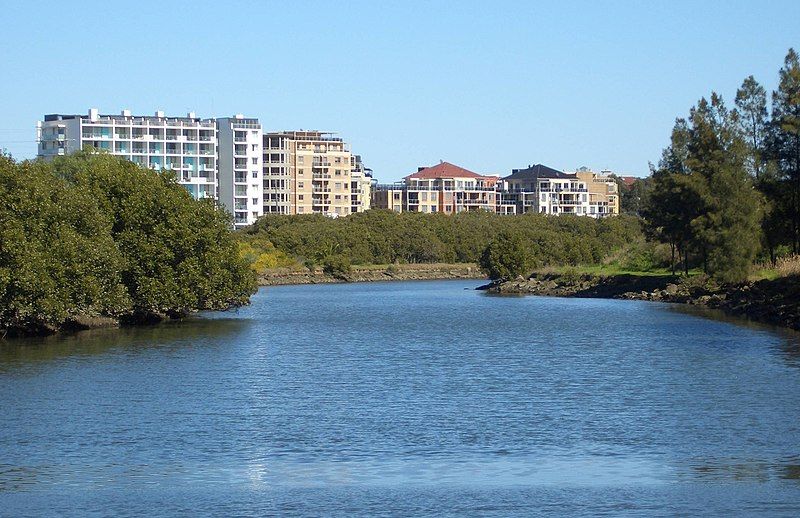 File:Wolli Creek.jpg