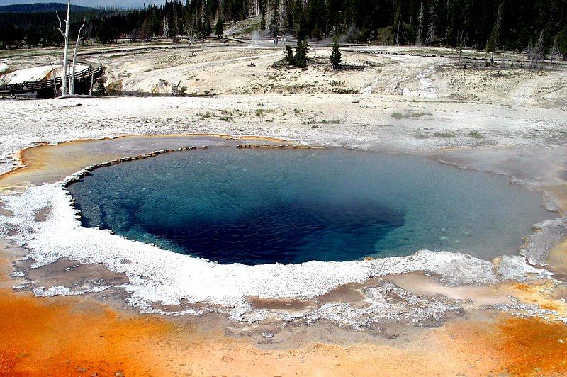 File:Yellowstone-DC4.jpg